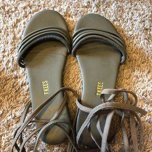 Tkees sandals